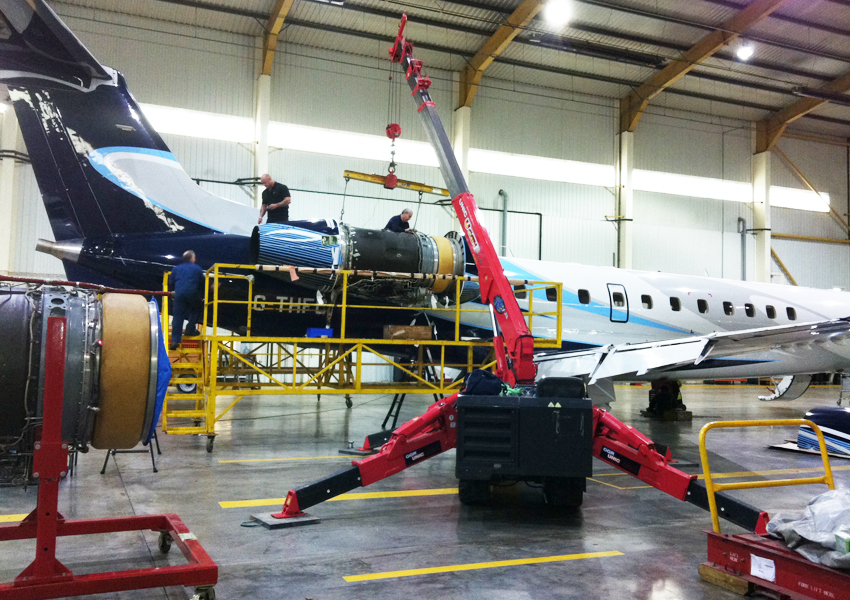 The Tottenham Hotspur football teams jet needed some help from out URW-376 to carry out maintenance