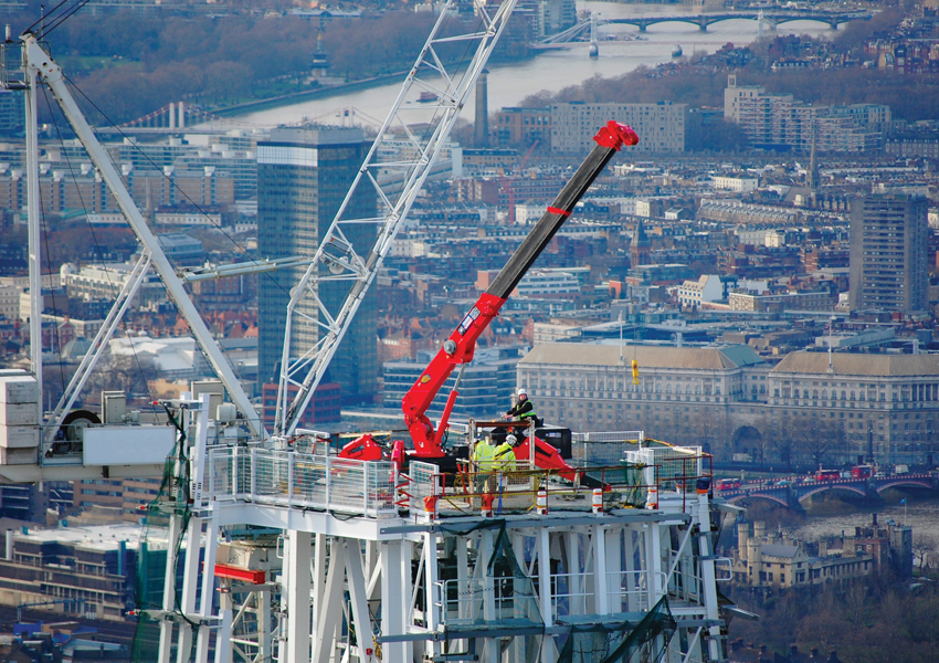 One of our URW-706 mini spider cranes helped glaze The Shard from the very top