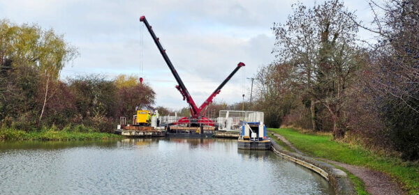 Two UNIC URW-706 Mini Spider Cranes Tackle Complex Canal Lock Gate Replacement
