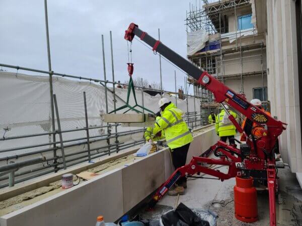 Product Spotlight: The UNIC URW-094 Mini Spider Crane